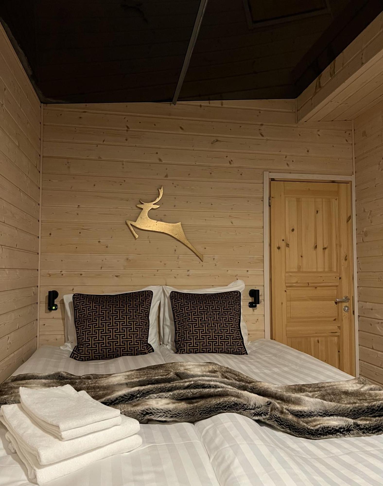 Skyfire Village Igloos - Includes transportation, meals&accommodation Rovaniemi Extérieur photo